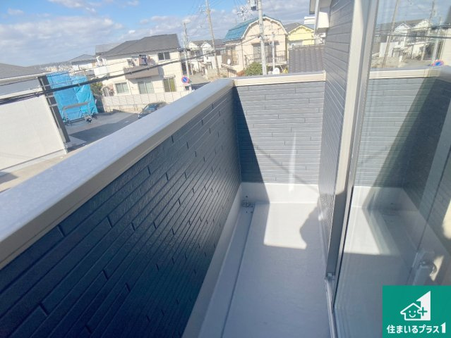 明石市太寺天王町　第1期　新築一戸建てのバルコニー|日当たりのよいバルコニー！お部屋が開放的に！