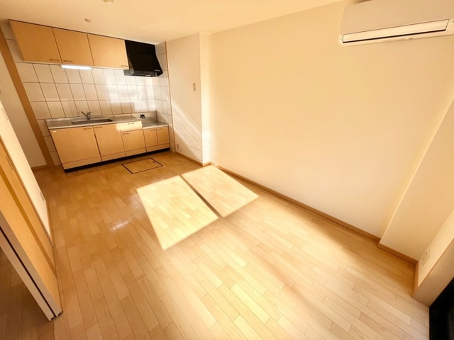 モンターニャの内装|リビング