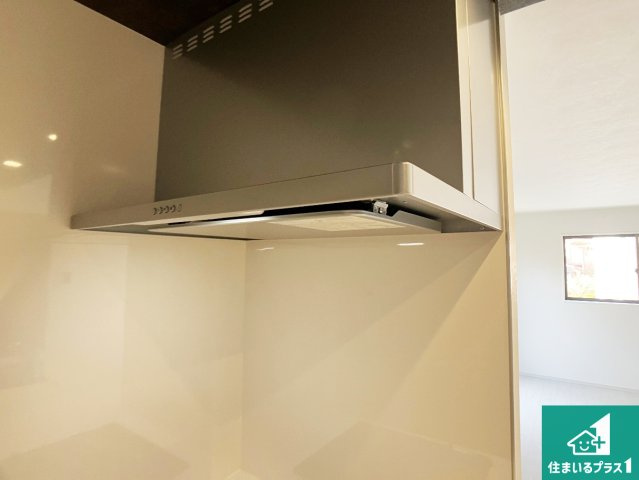 明石市太寺天王町　第1期　新築一戸建ての設備|汚れにくいスロットフィルタでお手入れラクラク！ＬＥＤ照明付き！