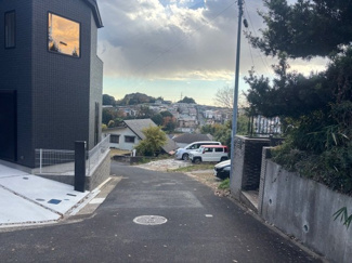 【前面道路含む現地写真】 | 前面道路