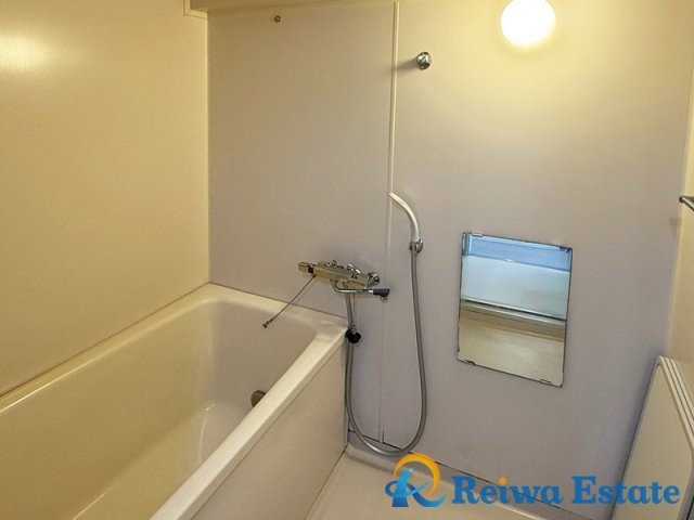 シャルマンコーポ茅ヶ崎の浴室