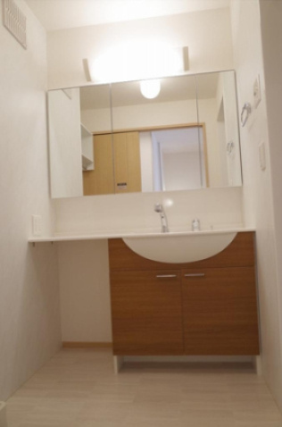 ファミールＴｅｔｔｏ(ﾌｧﾐｰﾙﾃｯﾄ)　　刈谷市近郊の賃貸ならクラスホーム刈谷店の洗面所