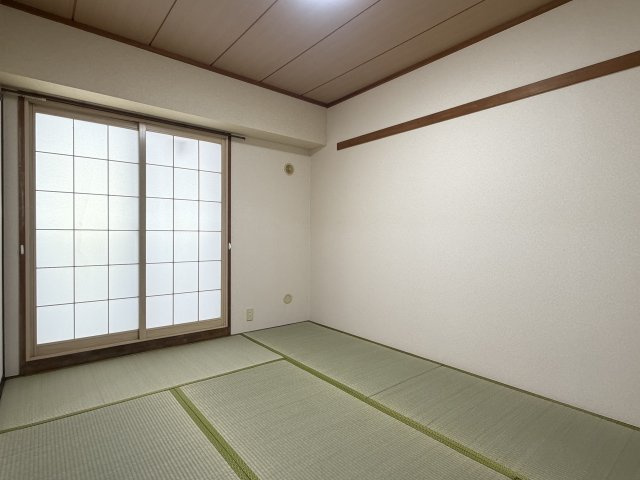 ホーユウパレス大町の和室|和室6帖
