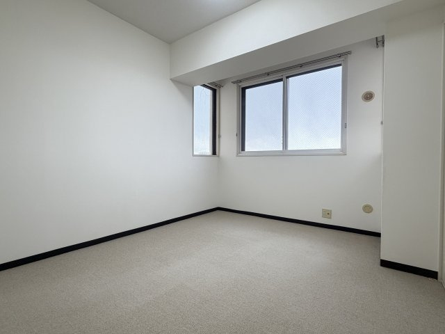 ホーユウパレス大町の洋室|洋室6帖