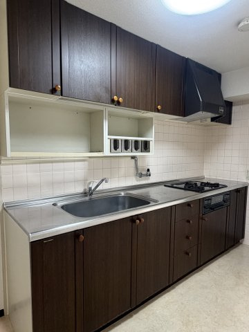 ホーユウパレス大町のキッチン|システムキッチン