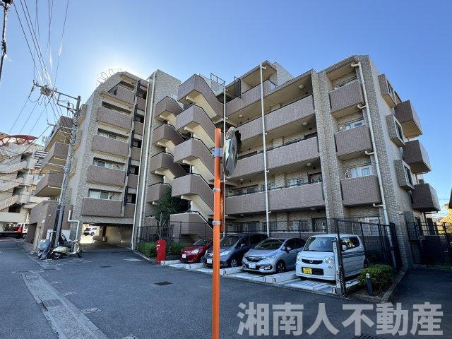 カインドステージ北鎌倉の駐車場|駐車場に車を止められます