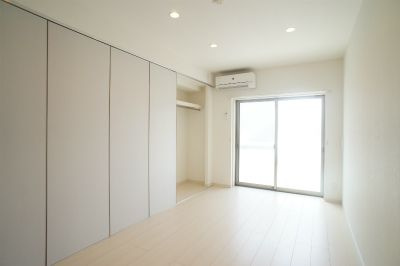 【洋室】 | リブリ・トーカク WARABI