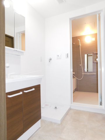 名古屋市北区辻本通１丁目の中古マンションの独立洗面台|◇洗面台◇　　洗面台新品交換　（２０２５年８月リフォーム済）