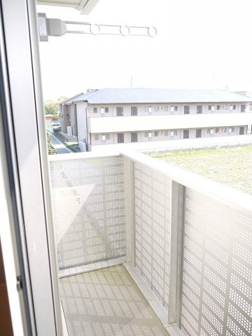 ファミール桜田のバルコニー