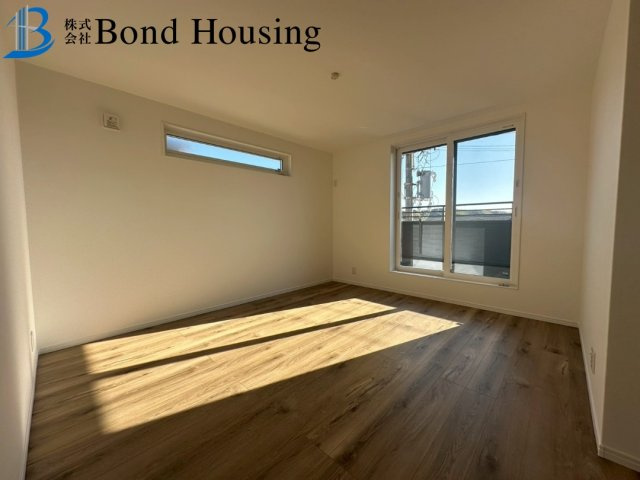 土地面積50坪越え・広々とした4LDK　つつじが丘5丁目の洋室