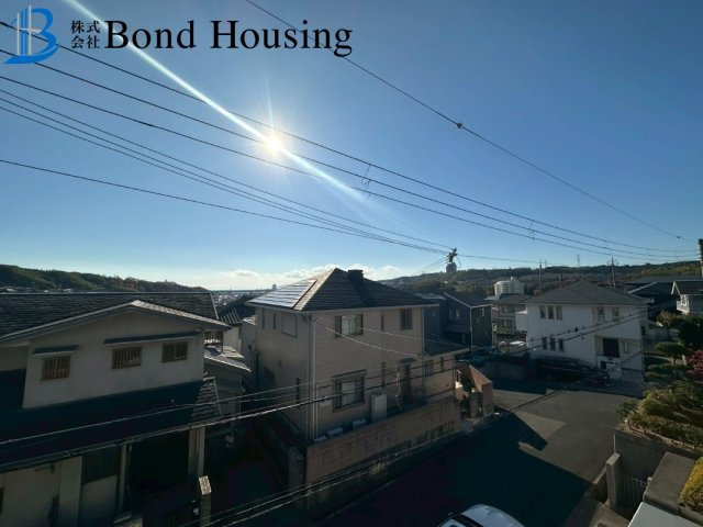 土地面積50坪越え・広々とした4LDK　つつじが丘5丁目の前面道路含む現地写真