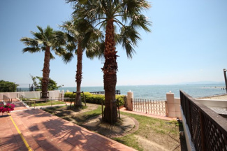 【その他共用部分】 | エイジングコート琵琶湖プレミアビュー | 共有庭部分