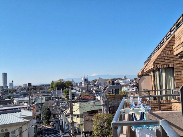 スターロワイヤル雪谷の展望|晴れた日は富士山も見えます