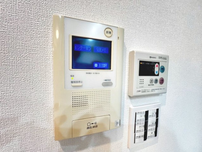 【防犯設備】 | 南海住吉清水丘グリーンコート | 【TVモニター付きインターフォン】 防犯設備として欠かせないTVモニター付きインターフォンがあります♪