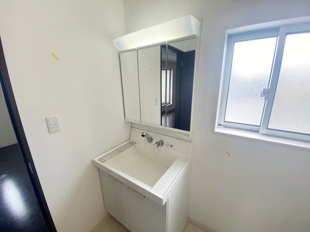 新開1丁目の洗面所