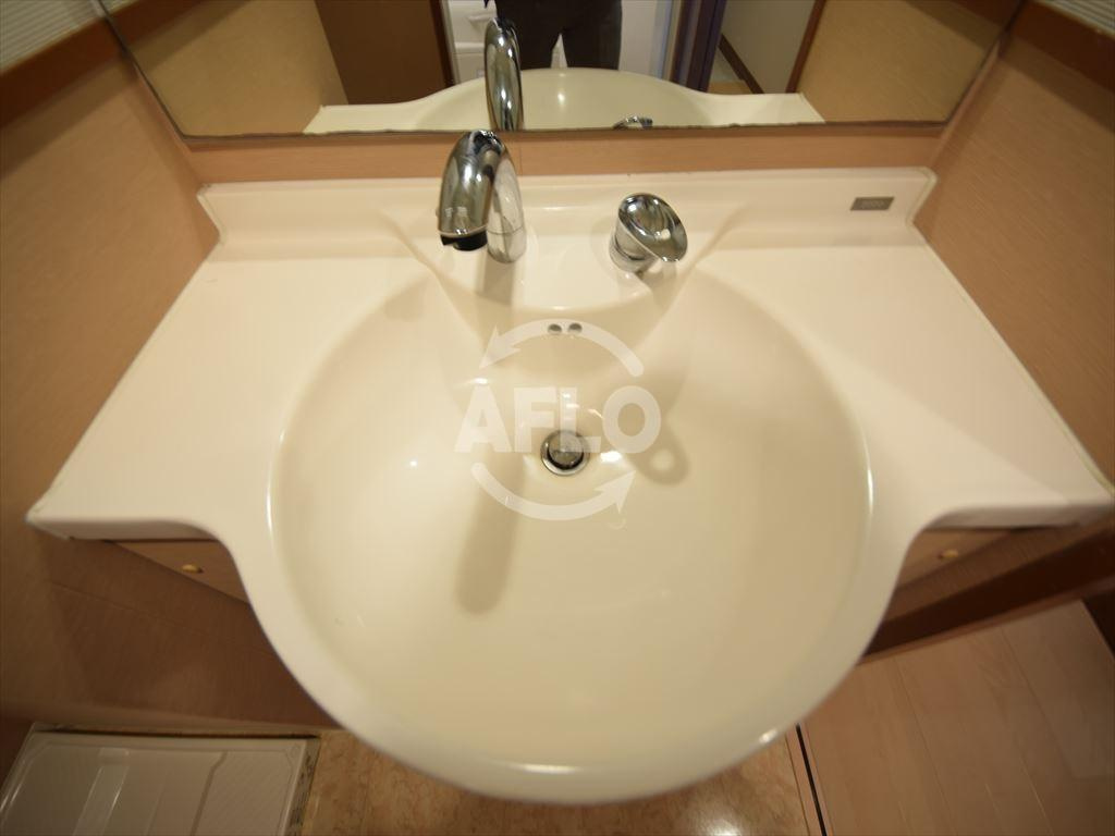 ＢＧＣ難波タワーの独立洗面台|ＢＧＣ難波タワー　独立洗面台