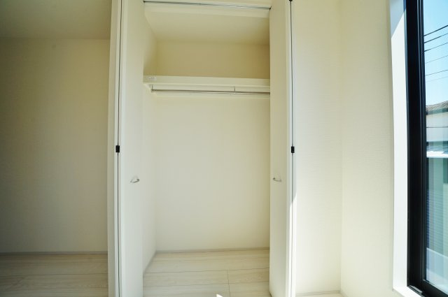 【横浜市瀬谷区中屋敷1丁目25-3新築戸建て】★仲介手数料無料★（上瀬谷小学校・瀬谷中学校）の収納