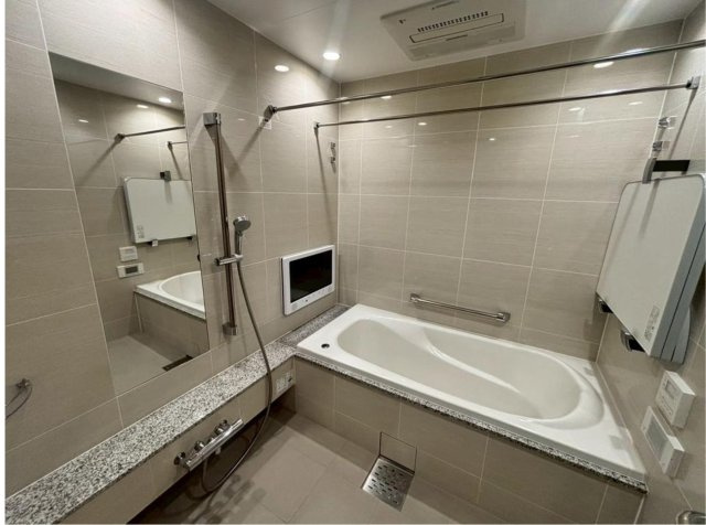 グランドメゾン上町台レジデンスタワーの浴室