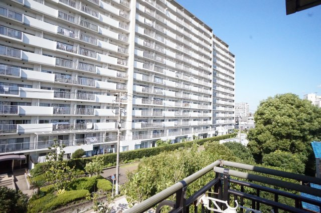 マンションベルベルの展望