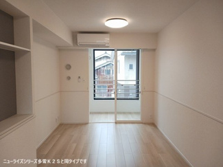 【居間・リビング】 | フォンテーヌⅢ　Ａ | ゆったりとした居間です