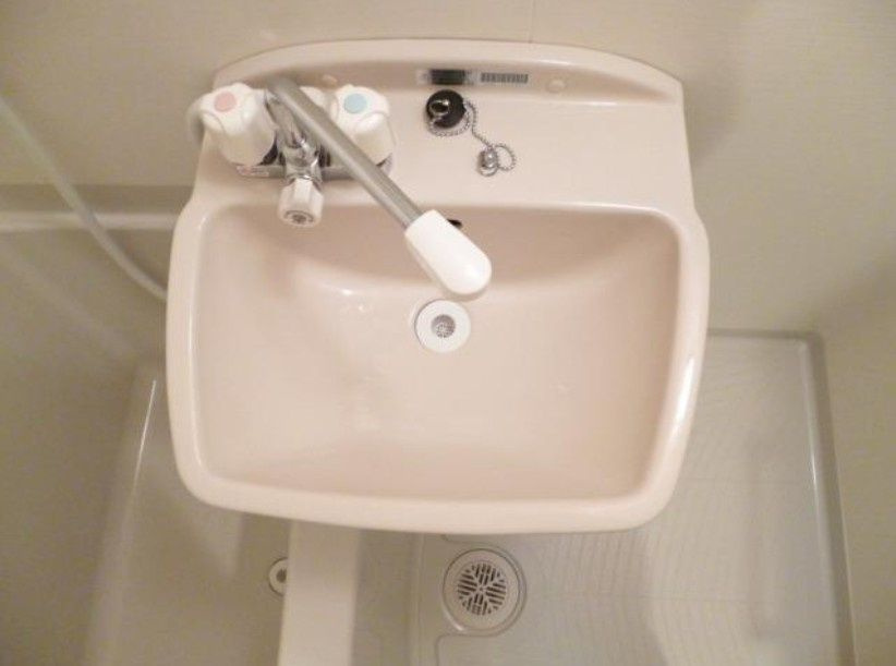 エストタウンwarabiの洗面所|※別部屋参照