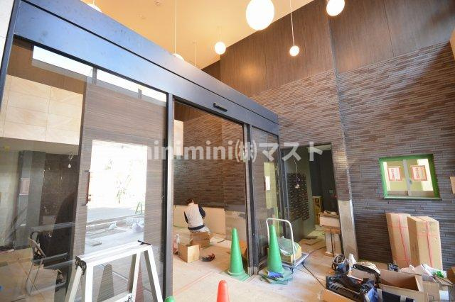 エスリードレジデンス大阪福島のロビー