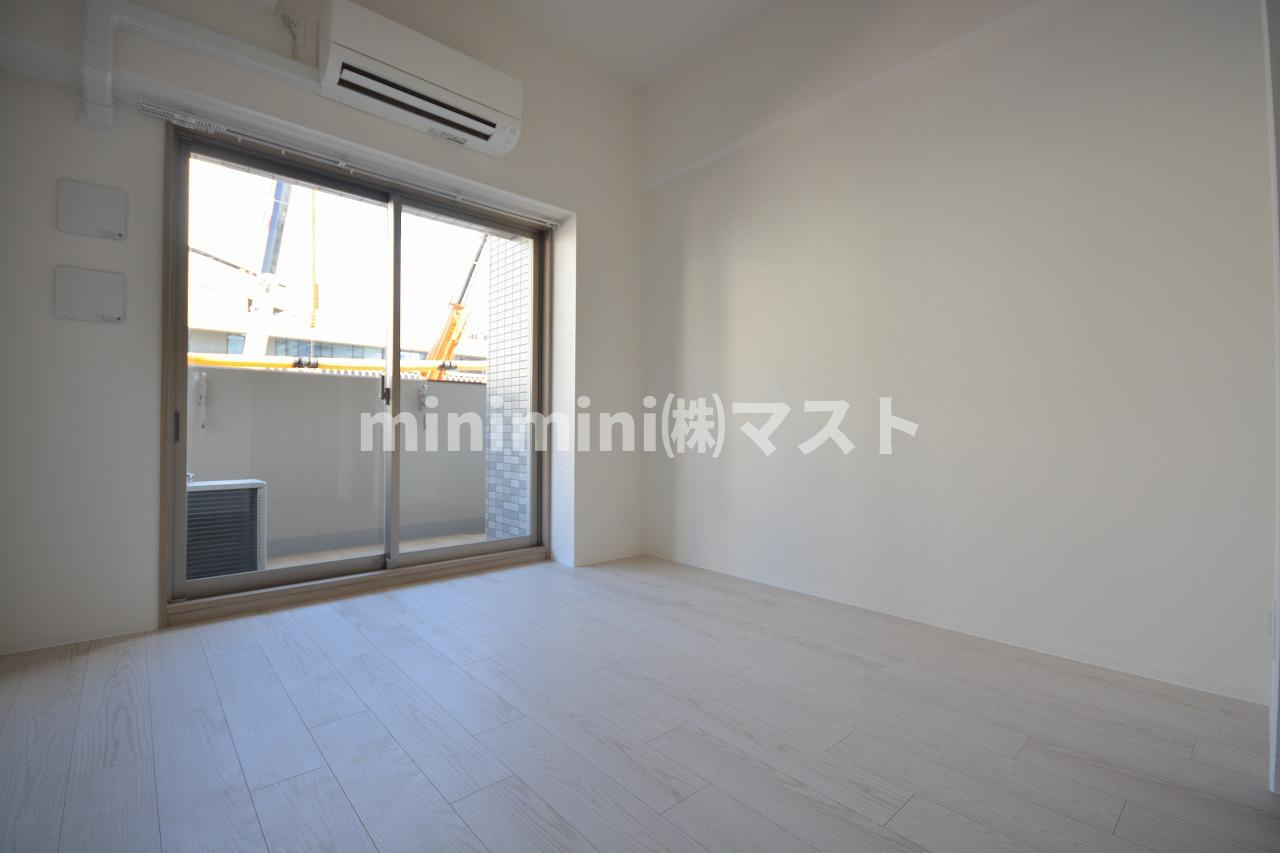 エスリードレジデンス大阪福島の居間・リビング