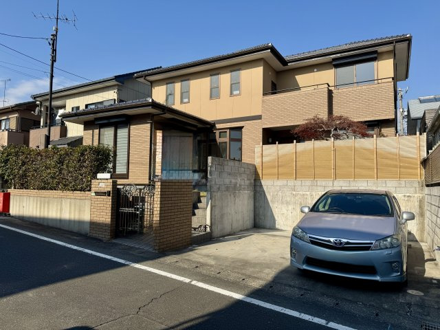 浜名区内野台の外観|内野台２丁目の閑静な住宅街に5LDK+Ｓの間取りのお家がリフォームされて登場です！
