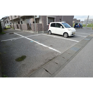 【駐車場】 | ハイツ・アムール