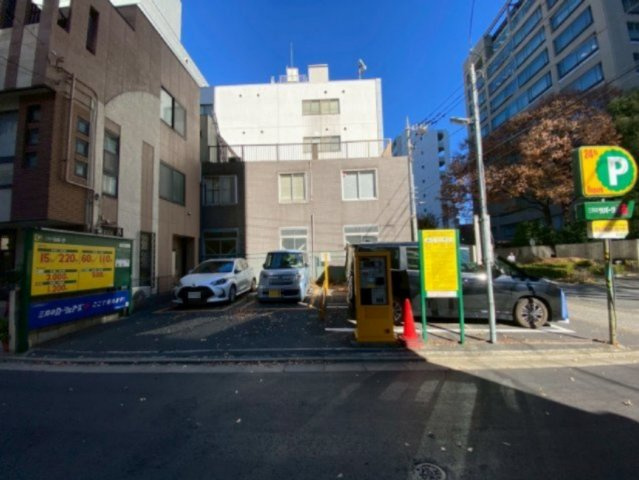 門前仲町トーセイビルの駐車場|隣にコインパーキングあり