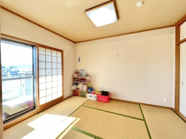 アルファステイツ知寄Ⅱの和室|各居室に収納があり、居住空間を広々と使うことができます。