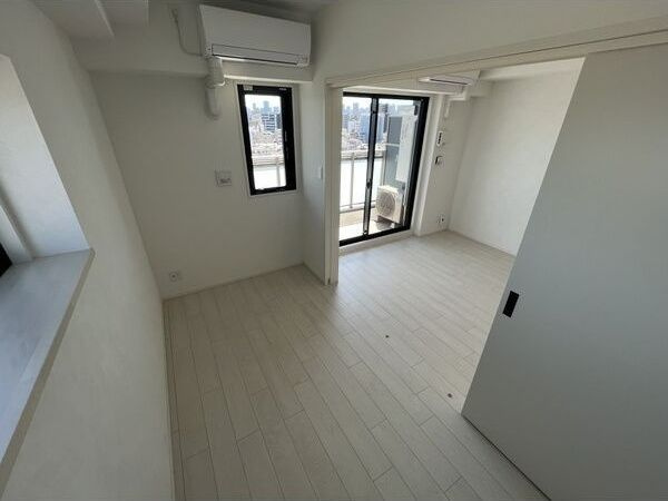 LA GRACE SENBAYASHIの洋室