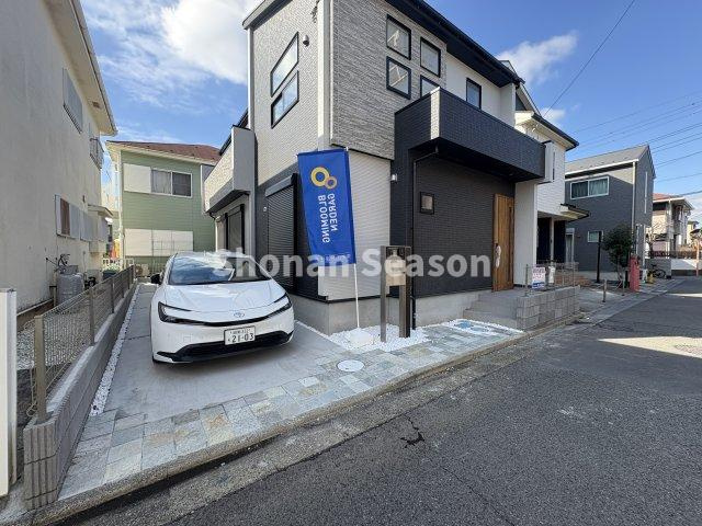 【外観】 | 税制面でもメリット多数の長期優良住宅！
玄関は吹抜けで、明るく開放的な空間が広がります☆