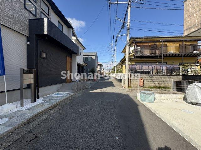 【前面道路含む現地写真】 | 子育てグリーン住宅支援事業対象のお住まいです。
詳細はお気軽にお問い合わせくださいね☆