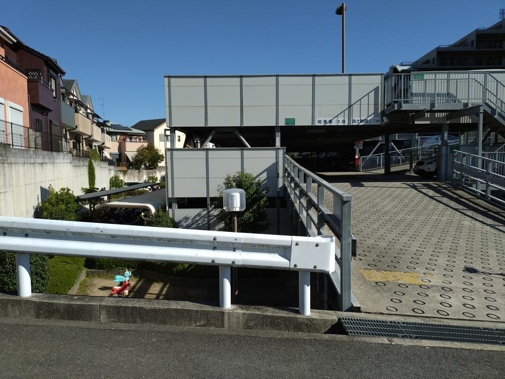 トーカンジェネラス香里丘ステラシティの駐車場|■物件内覧・資金計画相談・住宅ローン相談、リフォーム相談、お問合せ受付中■
※当日・翌日のご内覧、ご相談はお電話でのお問合せがスムーズです！