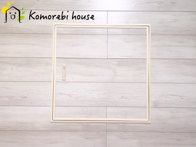 第7上尾西宮下　新築一戸建て　ハートフルタウン　Aの内装|床下収納です