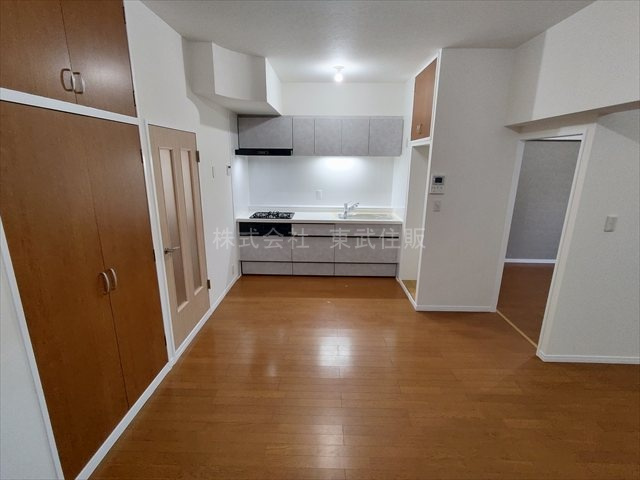 【居間・リビング】 | 川越シティハイツ | 使いやすい16.2帖のリビングです