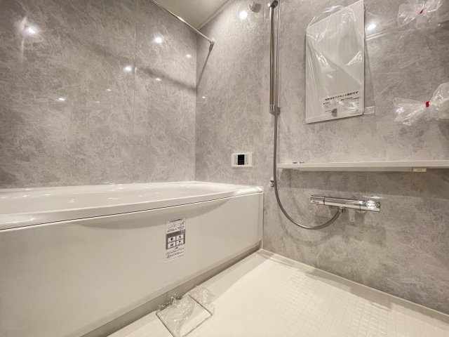 パークスクエア宝塚フォレストタワーの浴室|コンパクトで使いやすいお風呂です