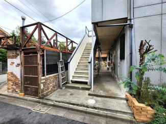 【エントランス】