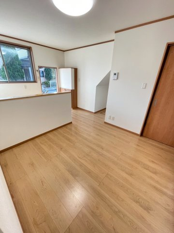 久留米市田主丸町石垣のアパートの居間・リビング