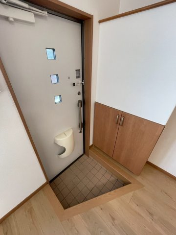 久留米市田主丸町石垣のアパートの玄関