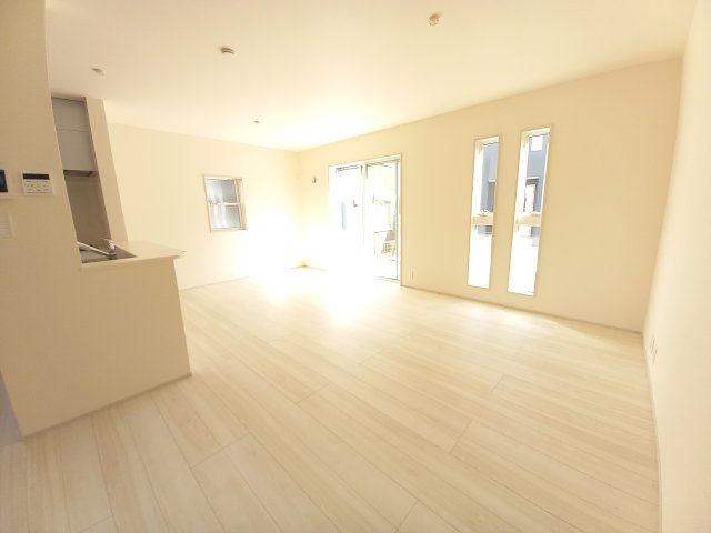 水戸市河和田町　4期の居間・リビング|いつもの団らんから家族会議までリビングはコミュニケーションの場♪（同施工物件）