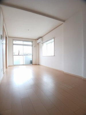 【居間・リビング】 | エルディムおおすみＡ