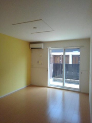 【居間・リビング】 | ランドマーク３１５　Ａ