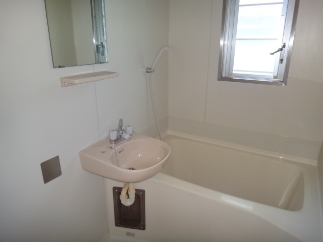 タウニィ中井町の浴室