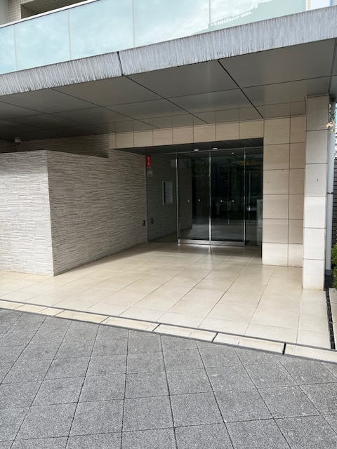 アトラス方南ビレッジのエントランス