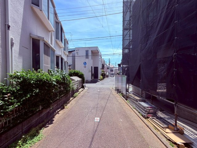 【前面道路含む現地写真】 | 豊島区長崎２丁目　新築戸建て | 住まいに品格とゆったりとした雰囲気をもたらす環境