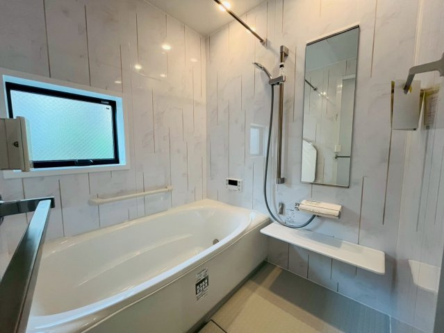 【浴室】 | 豊島区長崎２丁目　新築戸建て | 【施工例】１日の疲れはゆったりお風呂で癒しませんか？