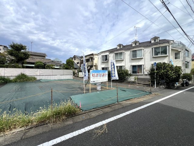 【外観】 | 豊島区長崎２丁目　新築戸建て | 【更地時現地写真】椎名町駅徒歩6分、利便性も良好の立地