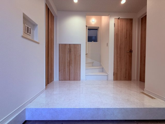 【収納】 | 豊島区長崎２丁目　新築戸建て | 【施工例】収納スペースも豊富に確保、衣類もスッキリです